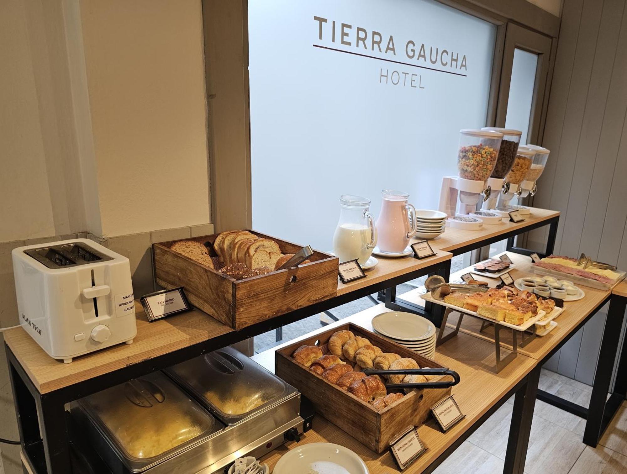 Hotel Tierra Gaucha San Carlos de Bariloche Luaran gambar